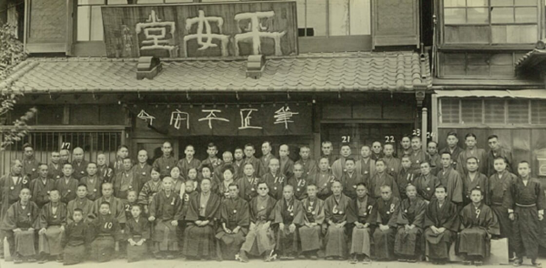 昭和４年５月　平安会発会記念写真